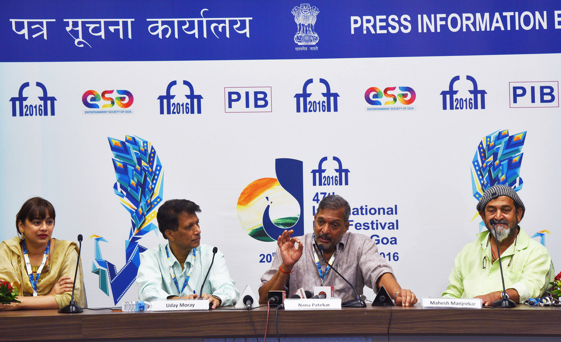 Nana Patekar and director Mahesh Manjrekar at the Natsamrat press conference during IFFI in Goa, 25 November 2016.